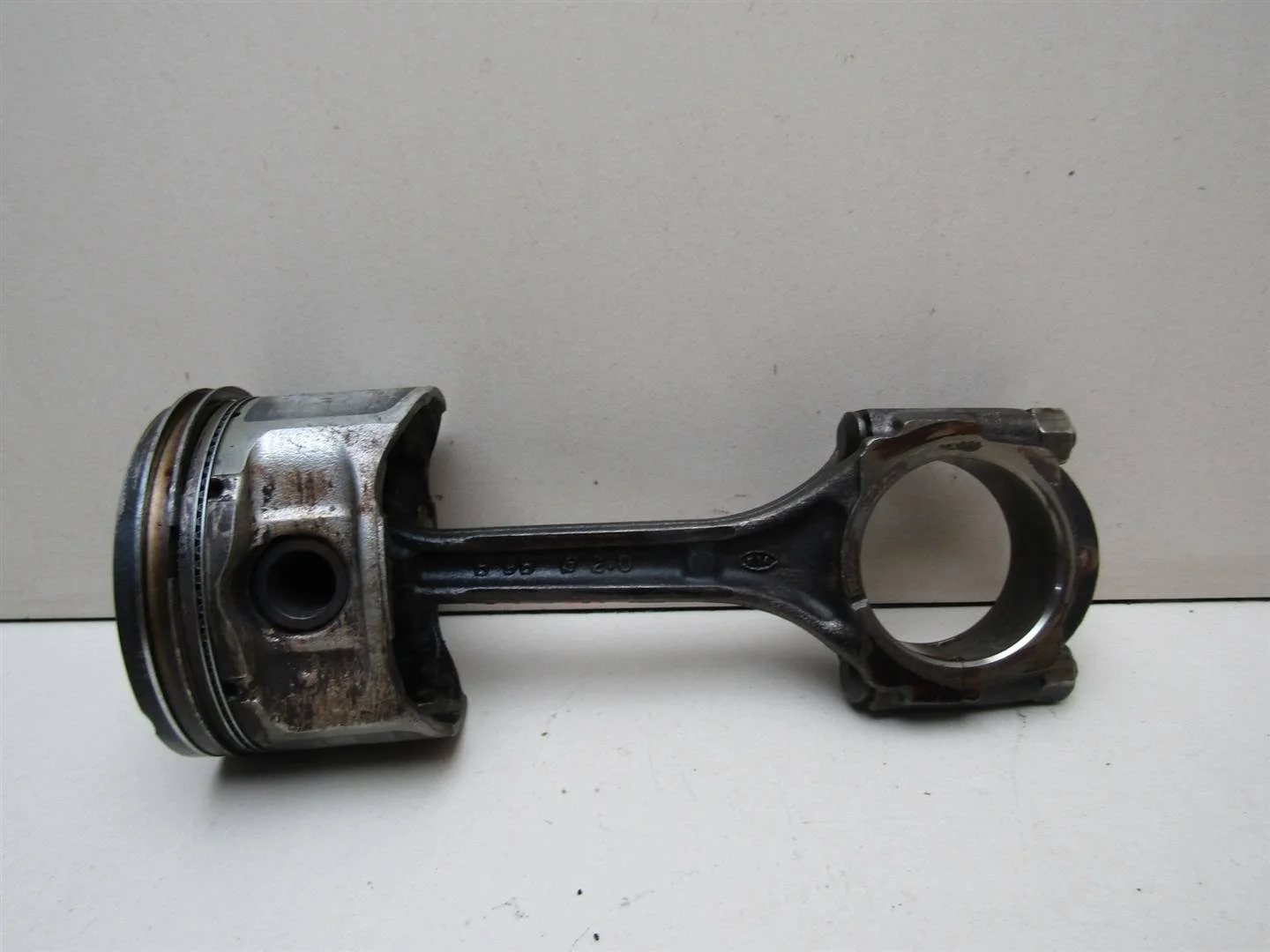 Шатун Hyundai Elantra 2000-2005  [2351023700]  2.0 в Вологде