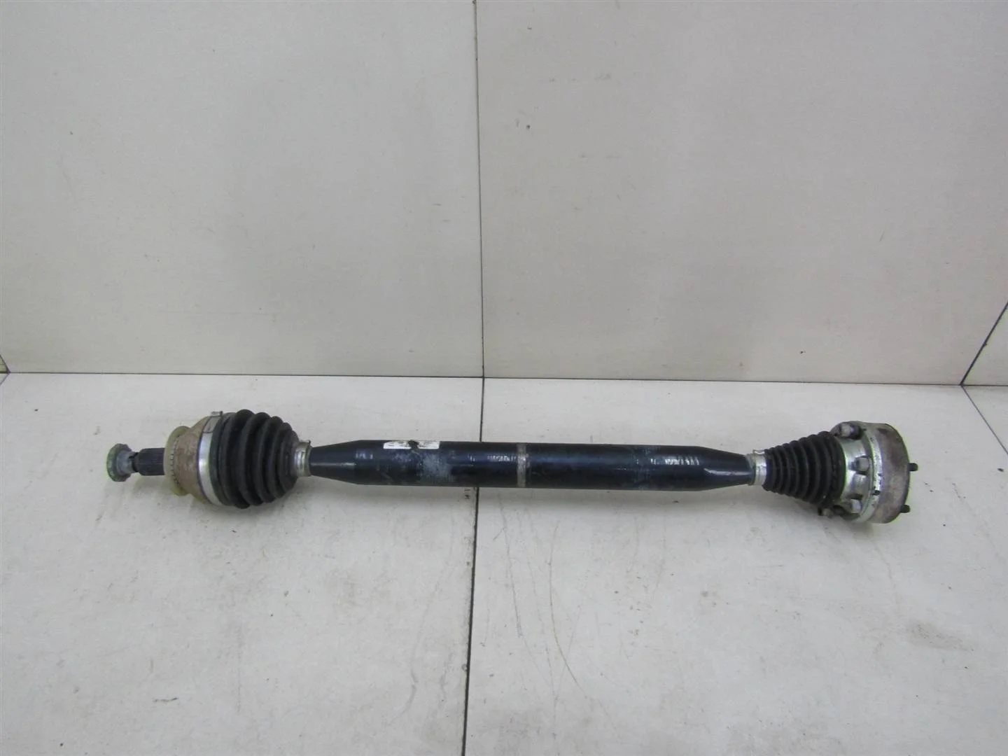 Полуось передняя правая VW Polo (Sed RUS) 2011-2020  [6R0407762K]  1.6 CFNA в Вологде