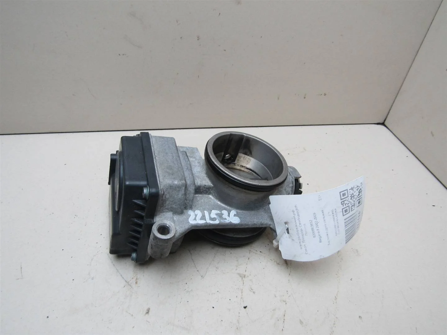 Заслонка дроссельная Renault Megane II 2002-2009  [8200063652]  1.4 1.6 1.8 2.0 в Вологде