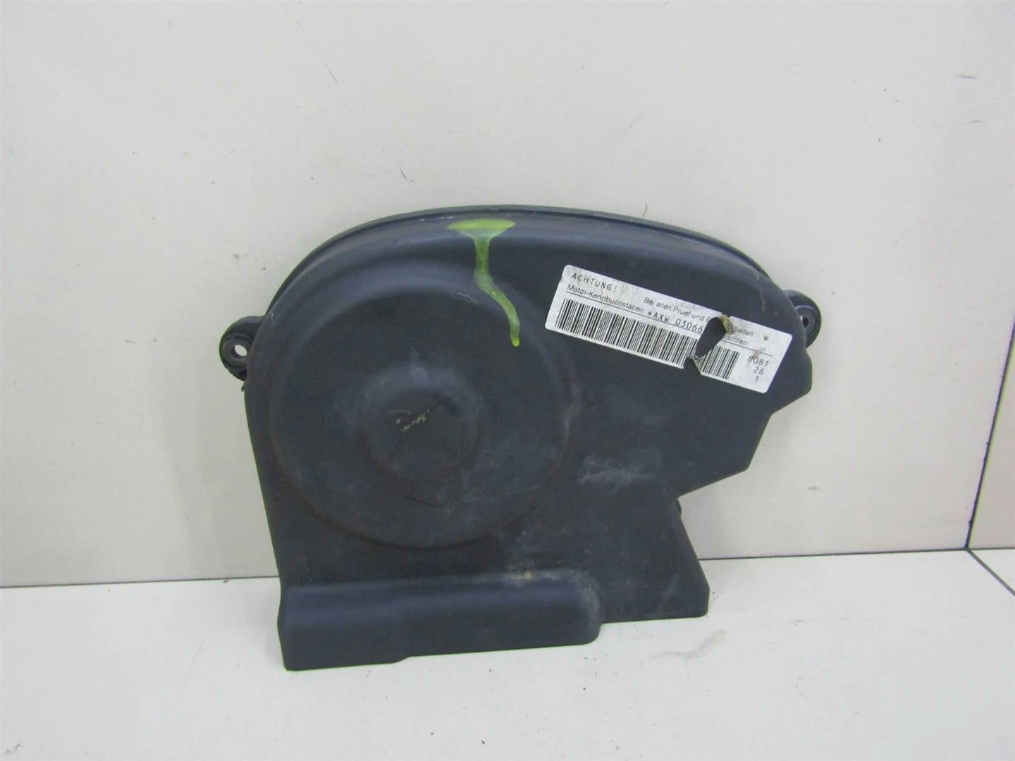 Кожух ремня ГРМ VW Golf V 2003-2009  [06D109123B]  2.0  в Вологде