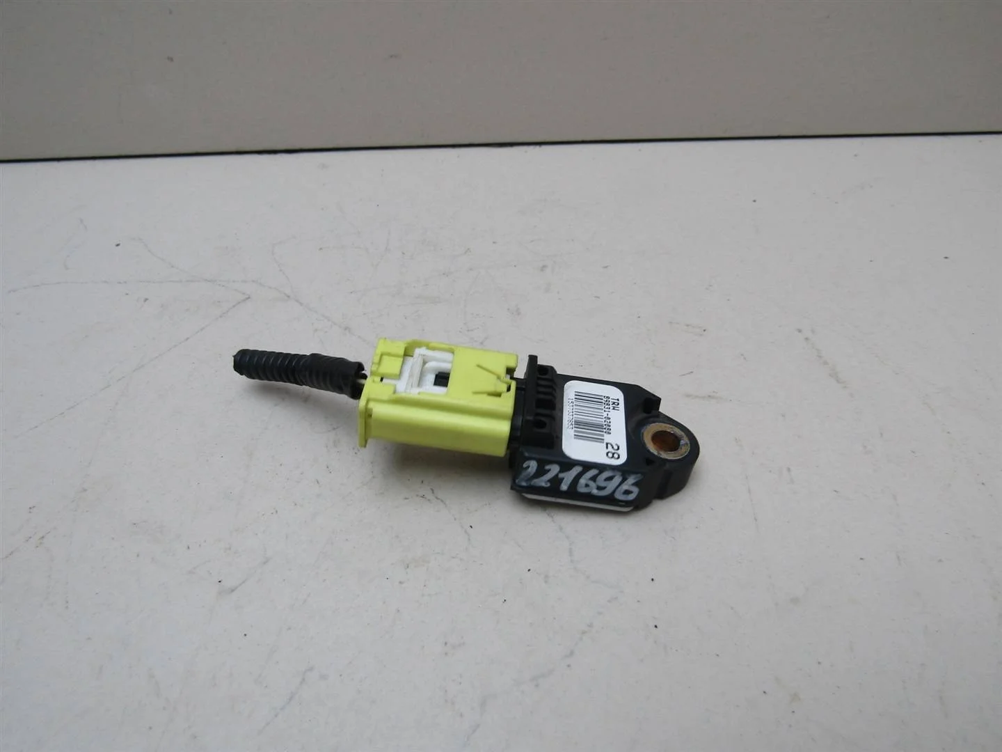 Датчик AIR BAG Toyota Auris (E15) 2006-2012  [8983102080]  1.6 1ZRFE  в Вологде