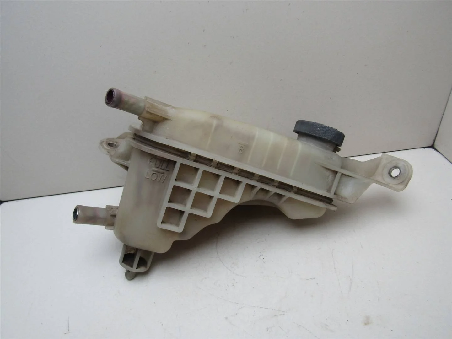Бачок расширительный Toyota Auris (E15) 2006-2012  [164800D030]  1.6 1ZRFE  в Вологде