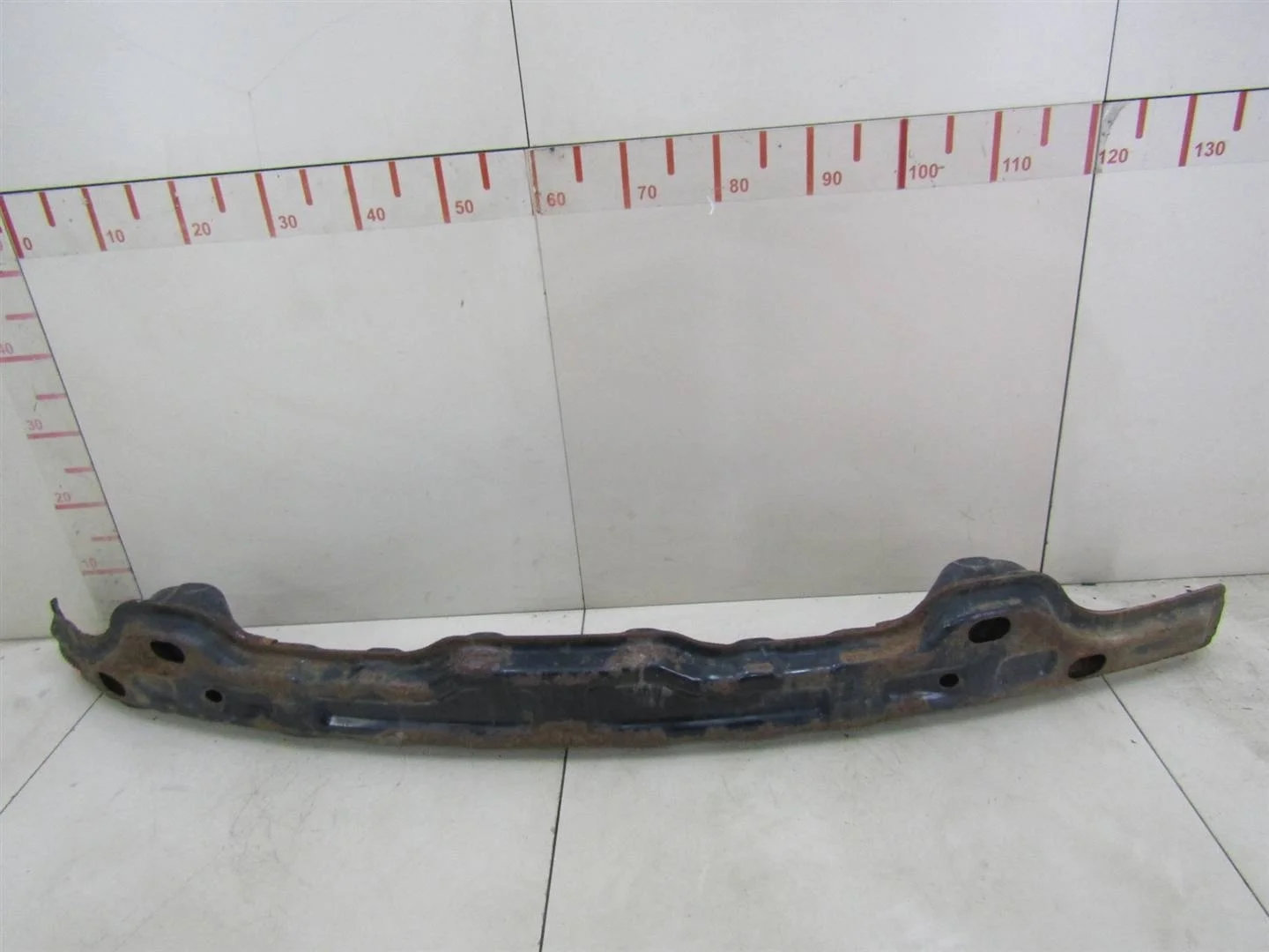 Усилитель переднего бампера Hyundai Santa Fe (SM) \Santa Fe Classic 2000-2012  [8653026000]  2.7 24v G6BA в Вологде