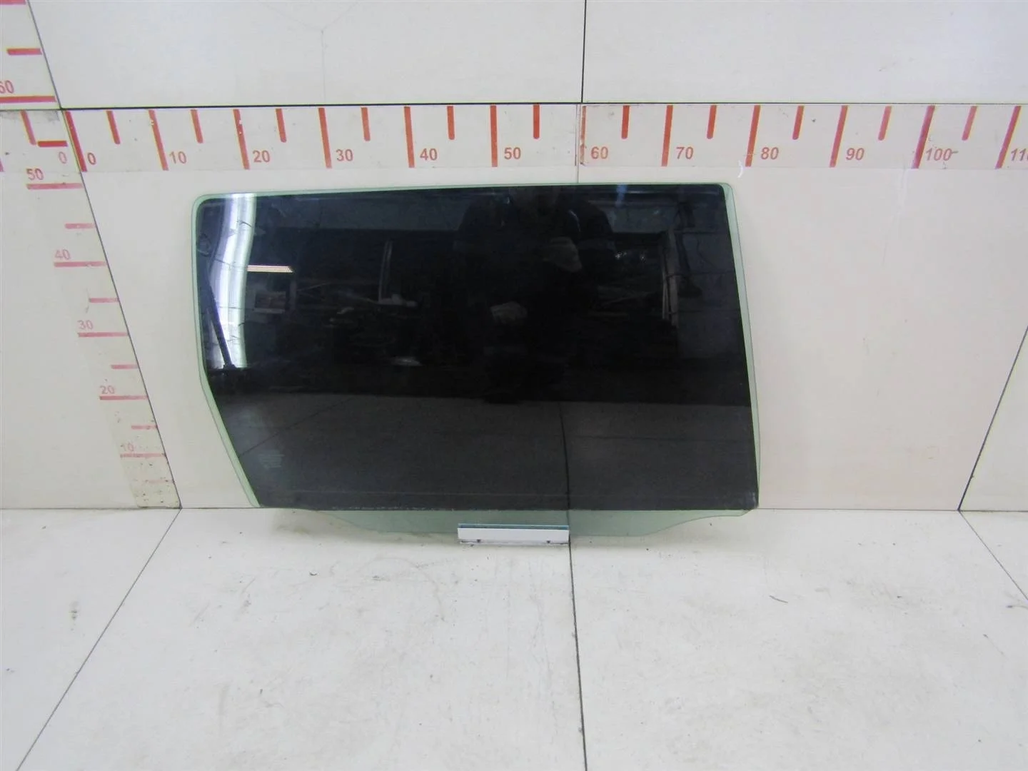 Стекло двери задней правой Volvo XC70 Cross Country 2000-2006  [30674329 ]  B5254T2 в Вологде