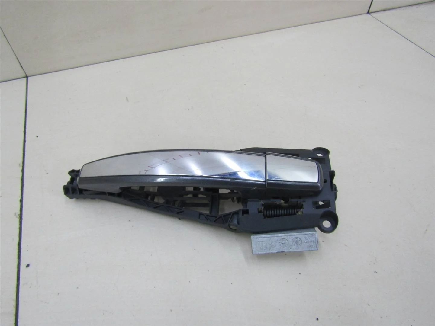 Ручка двери наружная правая Opel Meriva B 2010-2018  [25936893]  в Вологде