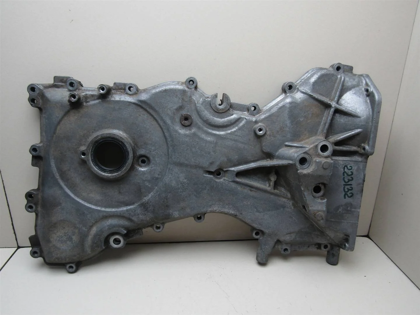 Крышка двигателя передняя Ford Focus II 2005-2008  [5217532]  1.8-2.0 в Вологде