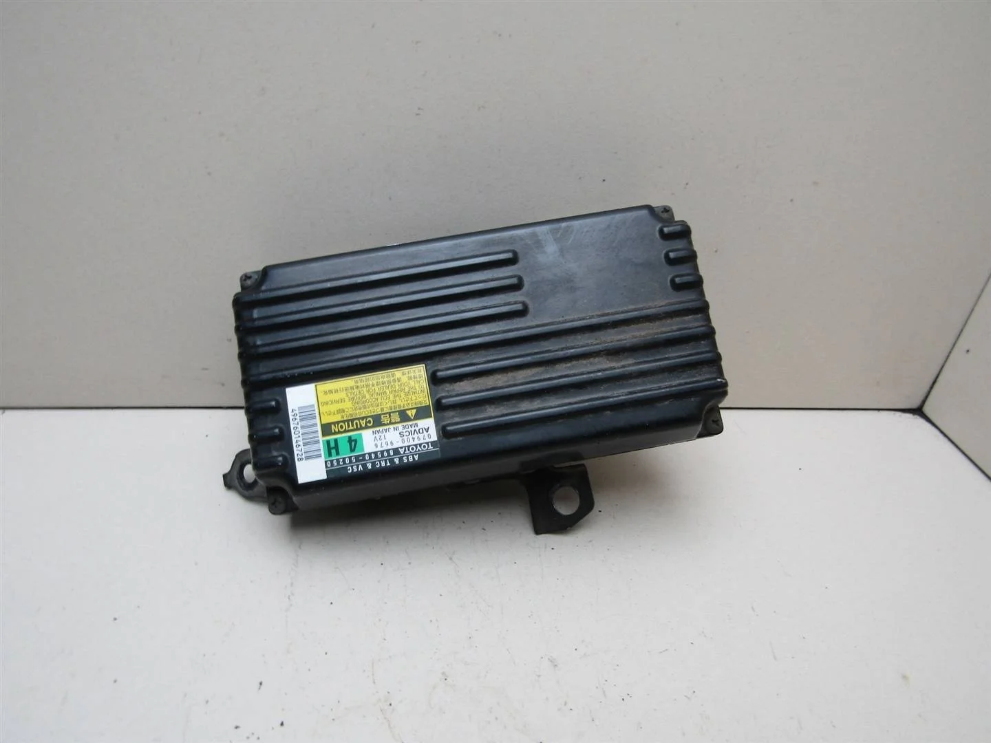 Блок электронный Lexus LS (USF4) 2006-нв  [8954050250]  4.6 32v 1UR-FSE в Вологде