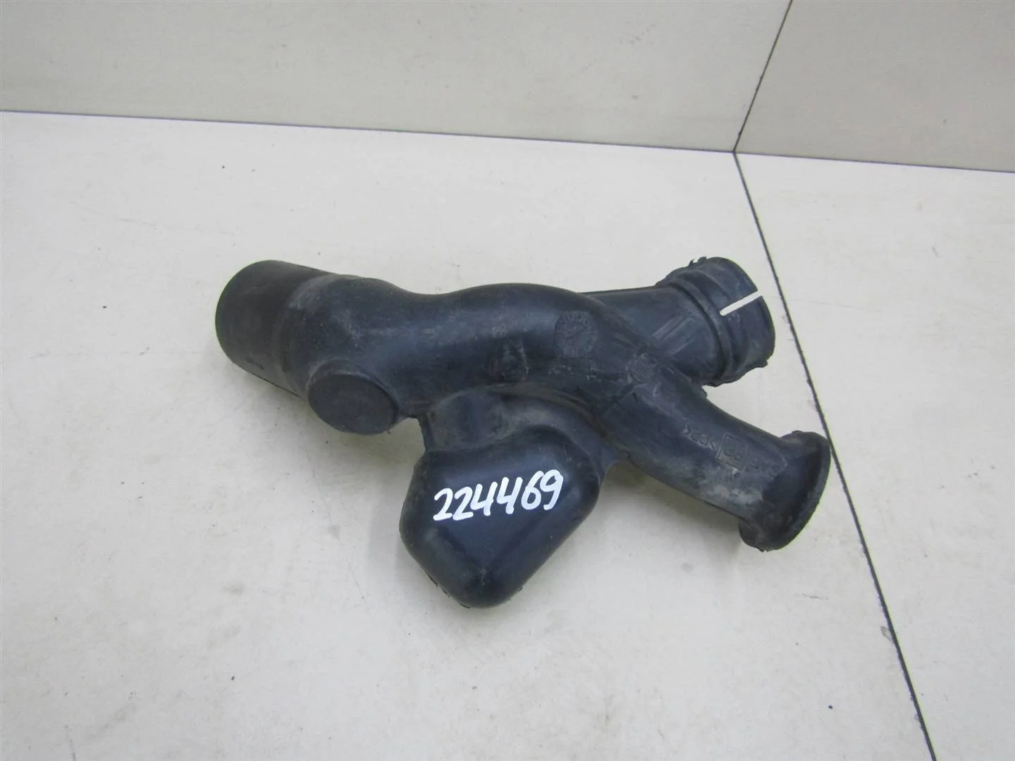 Воздуховод Nissan Primera P12E 2002-2007  [16554AU000]  1.6 QG16DE в Вологде