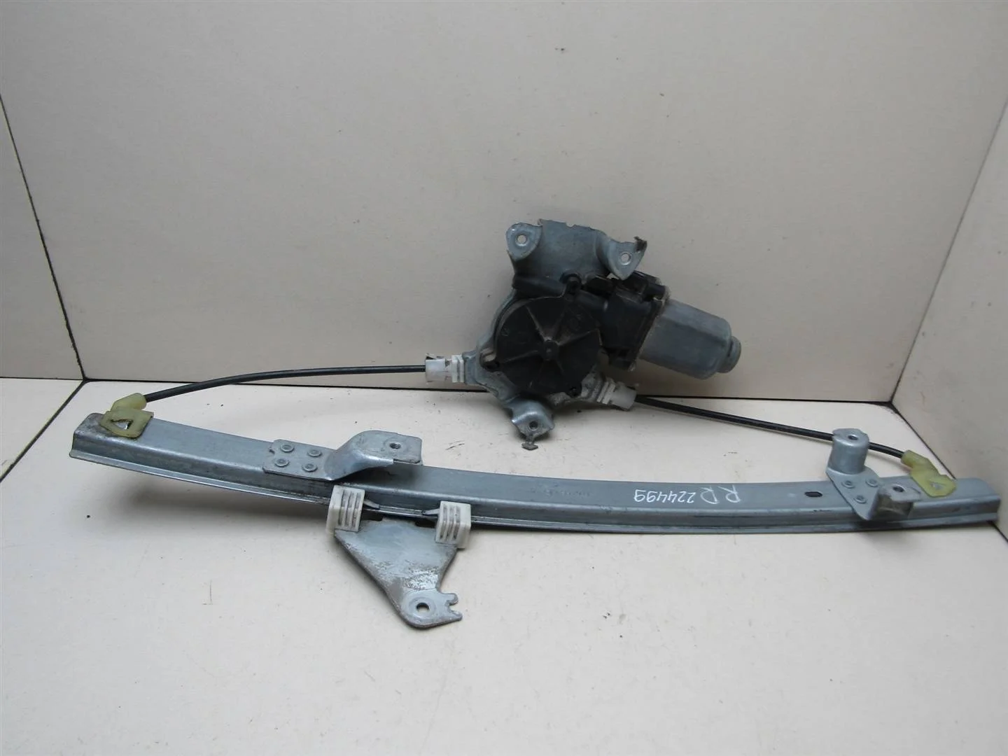 Стеклоподъемник электр. задний правый Nissan Primera P12E 2002-2007  [82700AV610]  1.6 QG16DE в Вологде