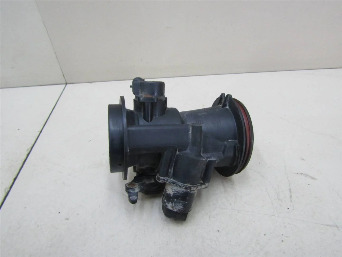 Заслонка дроссельная Renault Logan 2005-2014  [8200908869]  1.4 8v K7J 710 в Вологде
