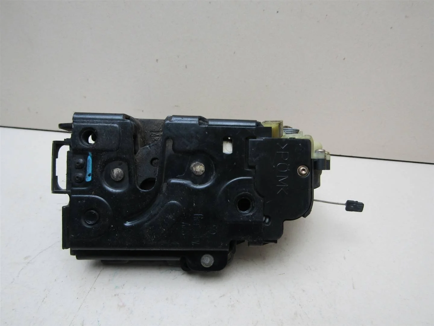 Замок двери передней правой VW Transporter T5 2003-2015  [3B1837016BQ]  в Вологде