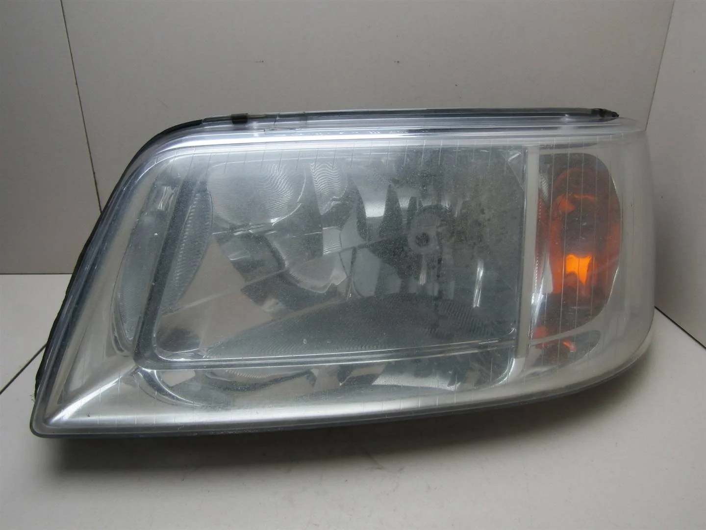 Фара левая VW Transporter T5 2003-2015  [7H1941015S]  в Вологде