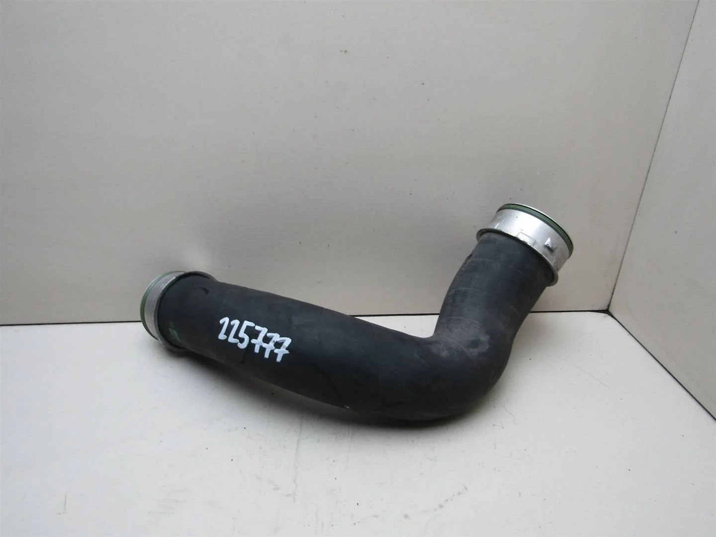 Патрубок интеркулера VW Transporter T5 2003-2015  [7H0145709D]  2.5 в Вологде