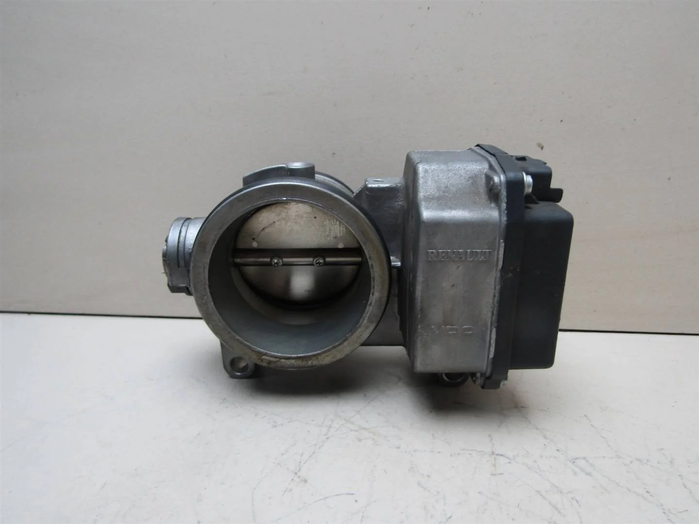 Заслонка дроссельная Renault Megane II 2002-2009  [8200063652]  1.4 1.6 1.8 2.0 в Вологде