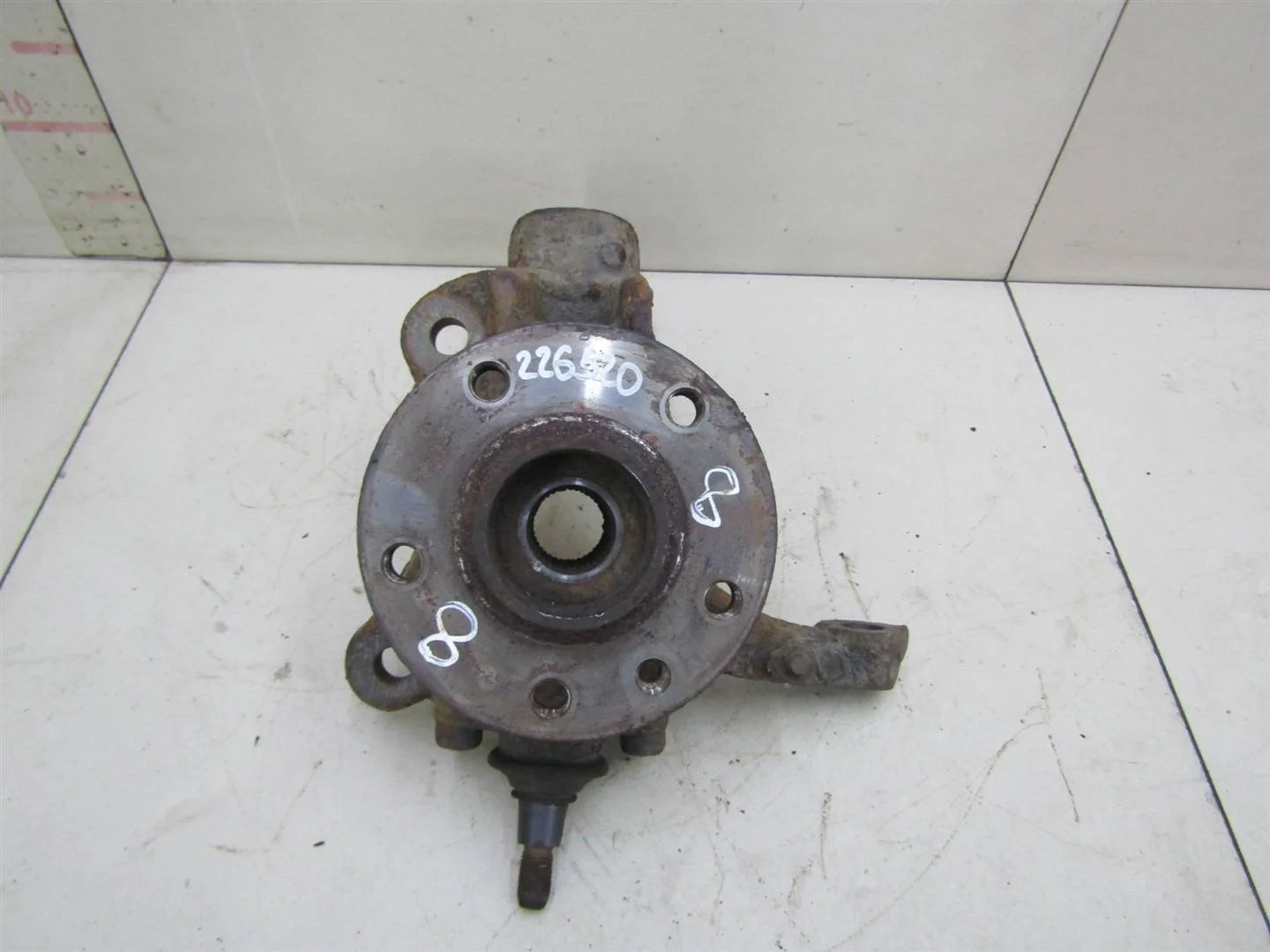 Кулак поворотный передний левый VW Transporter T5 2003-2015  [7H0407257G]  в Вологде
