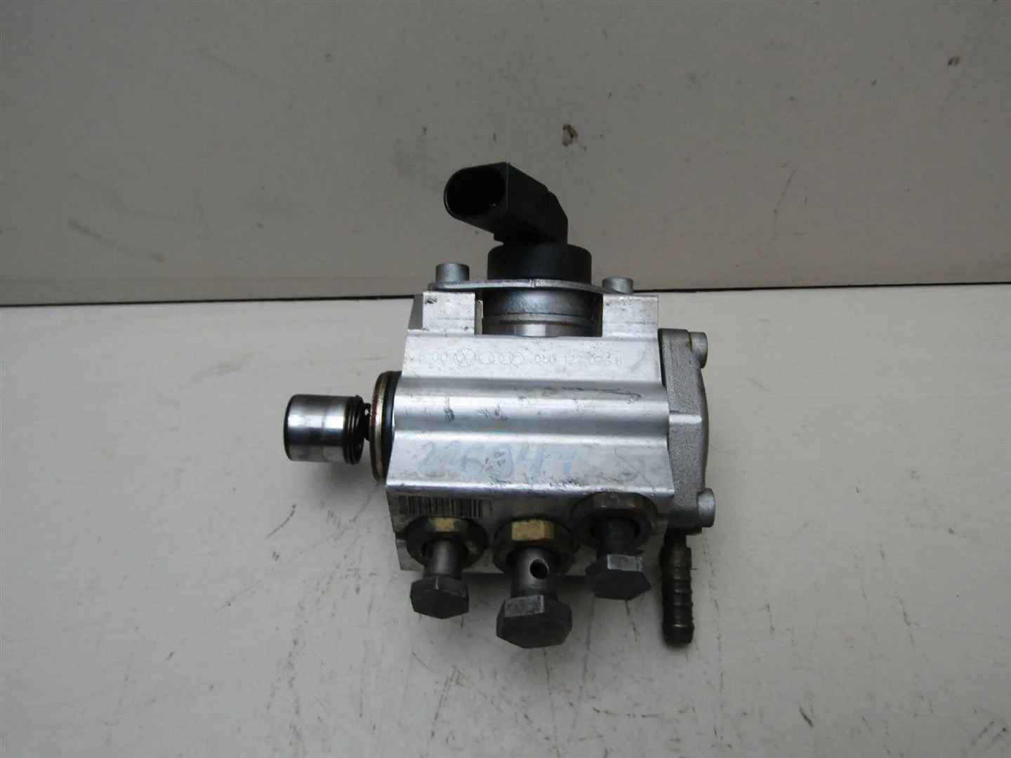 ТНВД Audi A4 (B6) 2000-2004  [06D127026H]  2.0 FSI AWA в Вологде