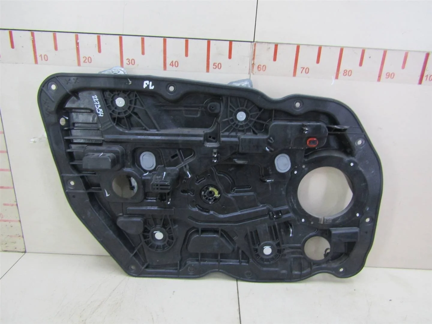 Стеклоподъемник электр. передний левый Kia Ceed 2012-нв  [82471A2000]  1.6 G4FG в Вологде