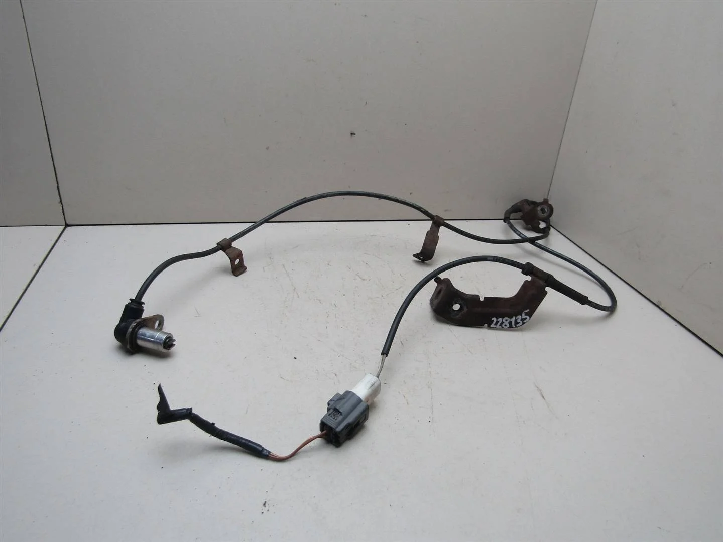 Датчик ABS задний правый Ford Ranger 2006-2012  [4901602 ]  2.5 16V WL в Вологде