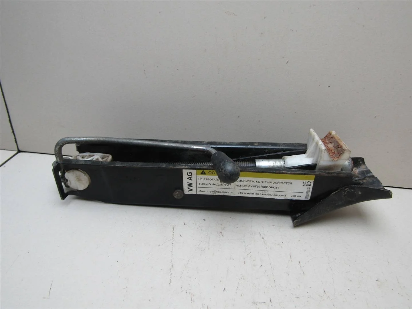 Домкрат VW Polo (Sed RUS) 2011-2020  [6R0011031B]  1.6 CFNA в Вологде