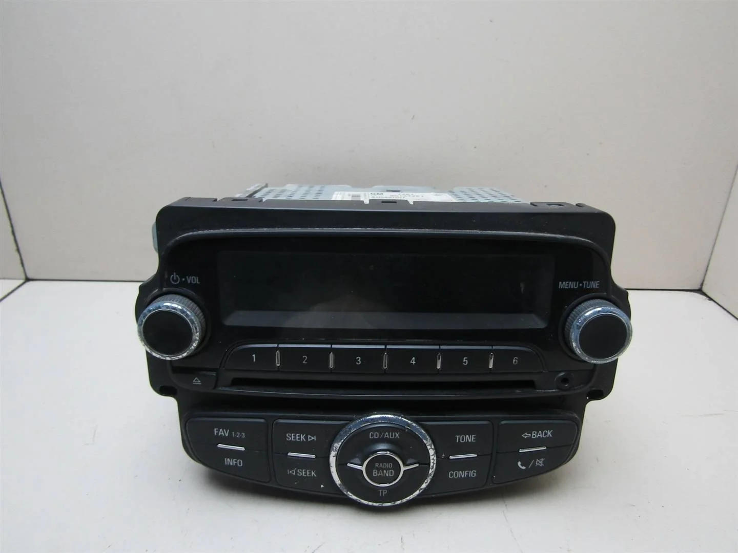 Магнитола Chevrolet Aveo (T300) 2011-нв  [95127261]  1.6 F16D4 в Вологде