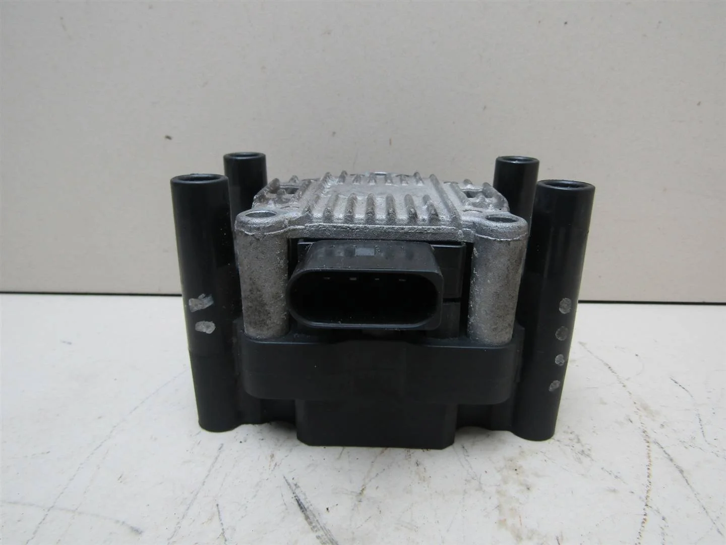 Катушка зажигания VW Golf IV \Bora 1997-2005  [032905106B]  в Вологде