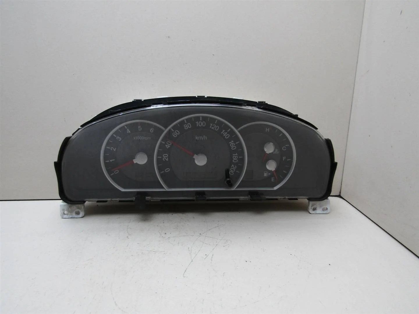 Панель приборов Kia Sorento 2002-2009  [940133E260]  2.5 CRDI D4CB в Вологде