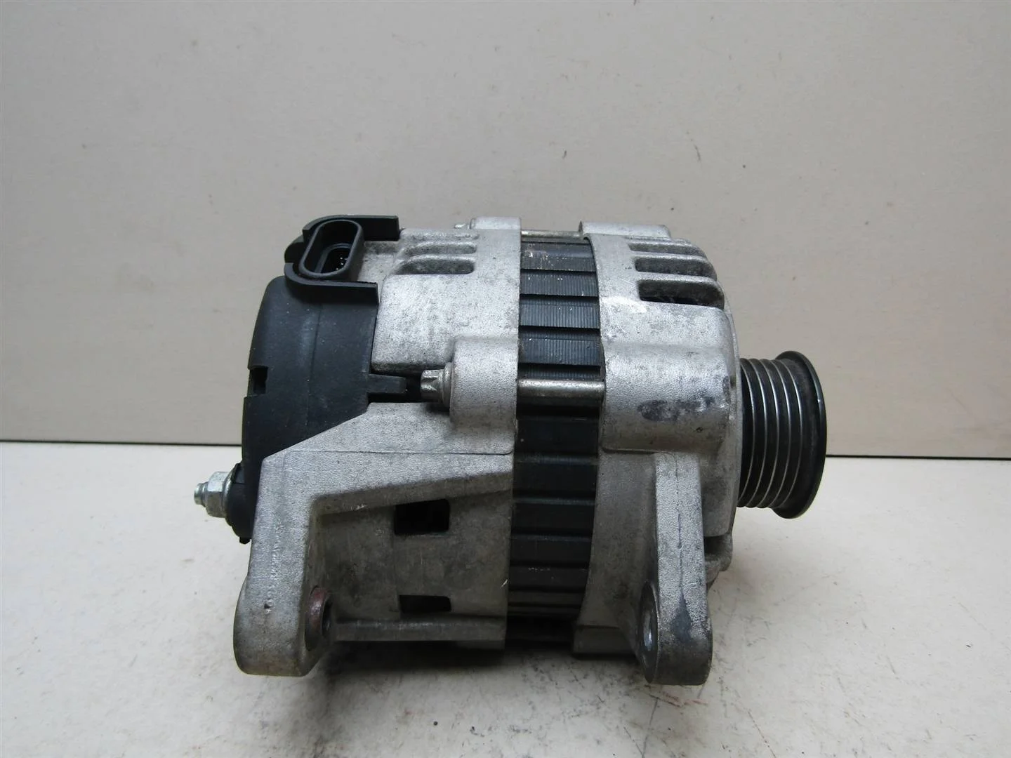 Генератор Chevrolet Lacetti 2004-2013  [96540542 ]  1.6 F16D3 в Вологде