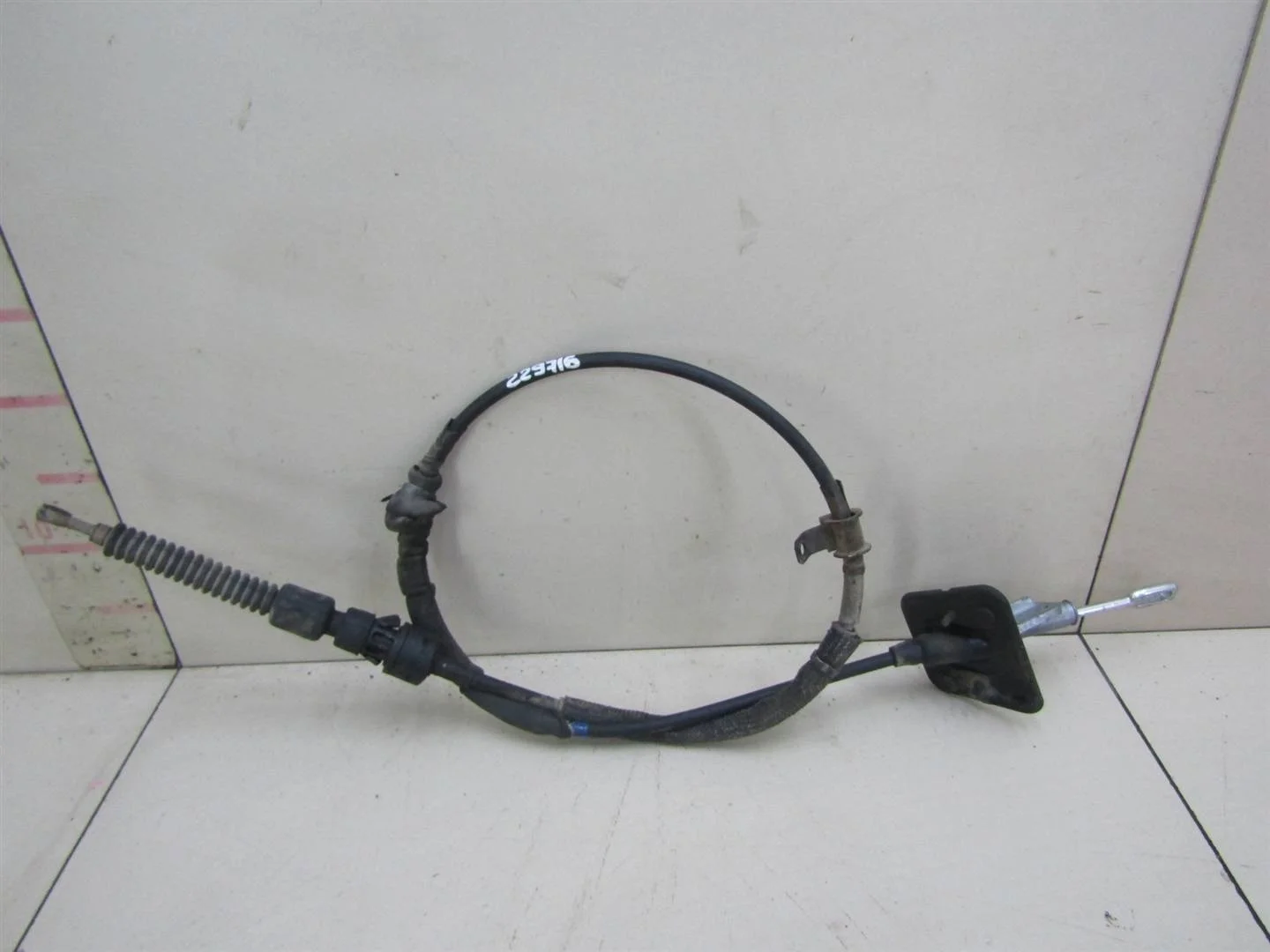 Трос КПП Kia Sorento 2002-2009  [467003E921]  2.5 CRDI D4CB в Вологде