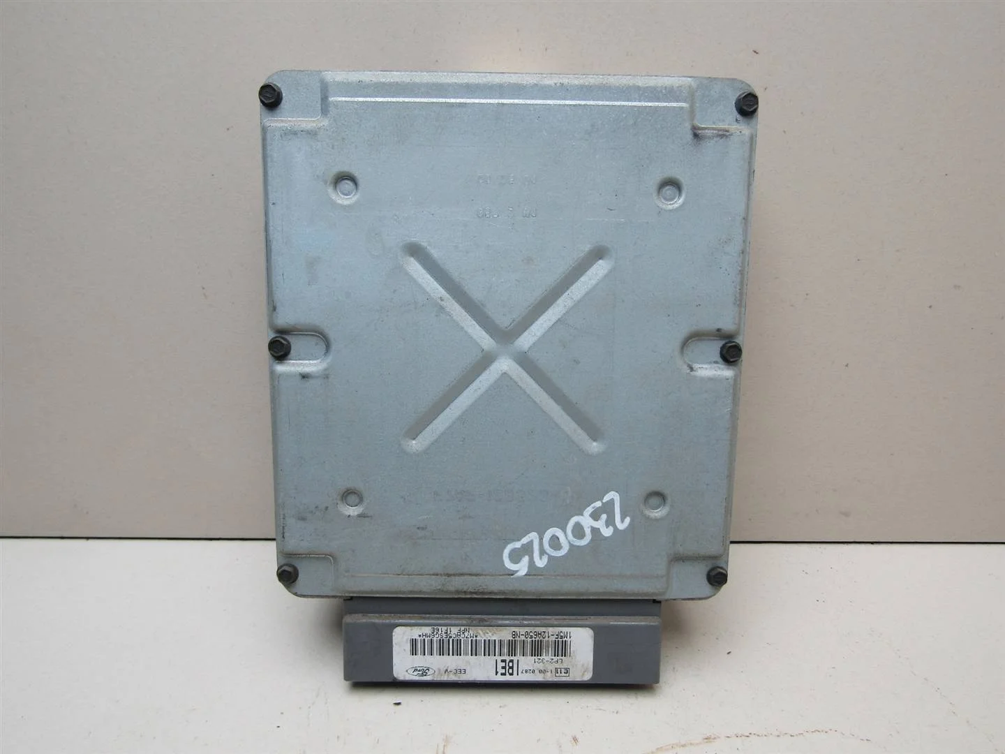Блок управления двигателем Ford Focus I 1998-2004  [1M5F12A650NB]  2.0 8V SPLIT PORT в Вологде