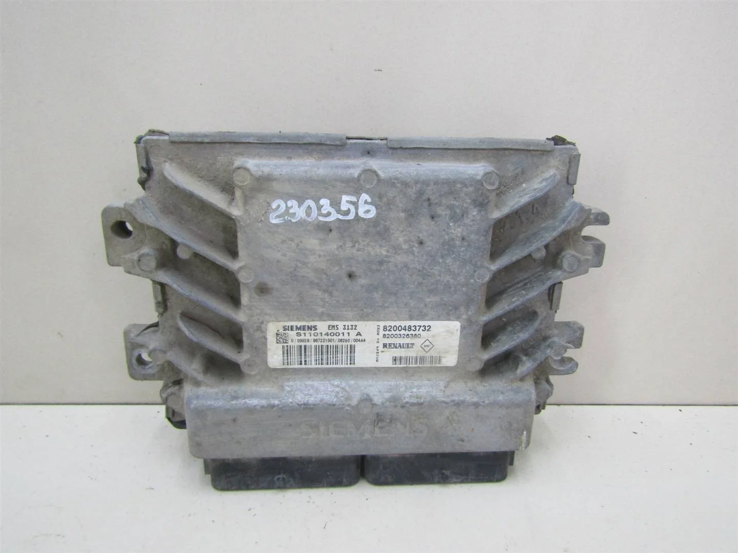 Блок управления двигателем Renault Logan 2005-2014  [6001548282]  1.4 K7J710 в Вологде