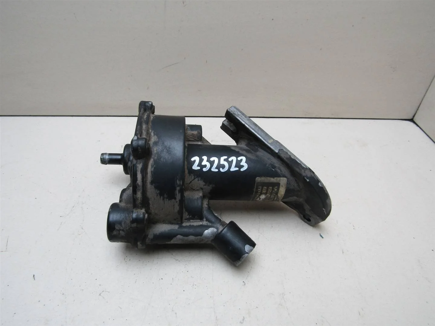 Насос вакуумный Ford Focus I 1998-2004  [1882889]  1.8 TDCI  в Вологде