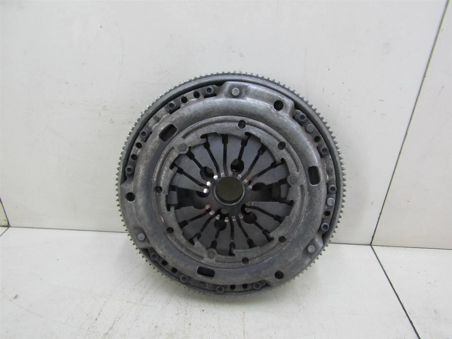 Маховик Skoda Octavia 1997-2000  [038105264J]  1.9 AGR в Вологде