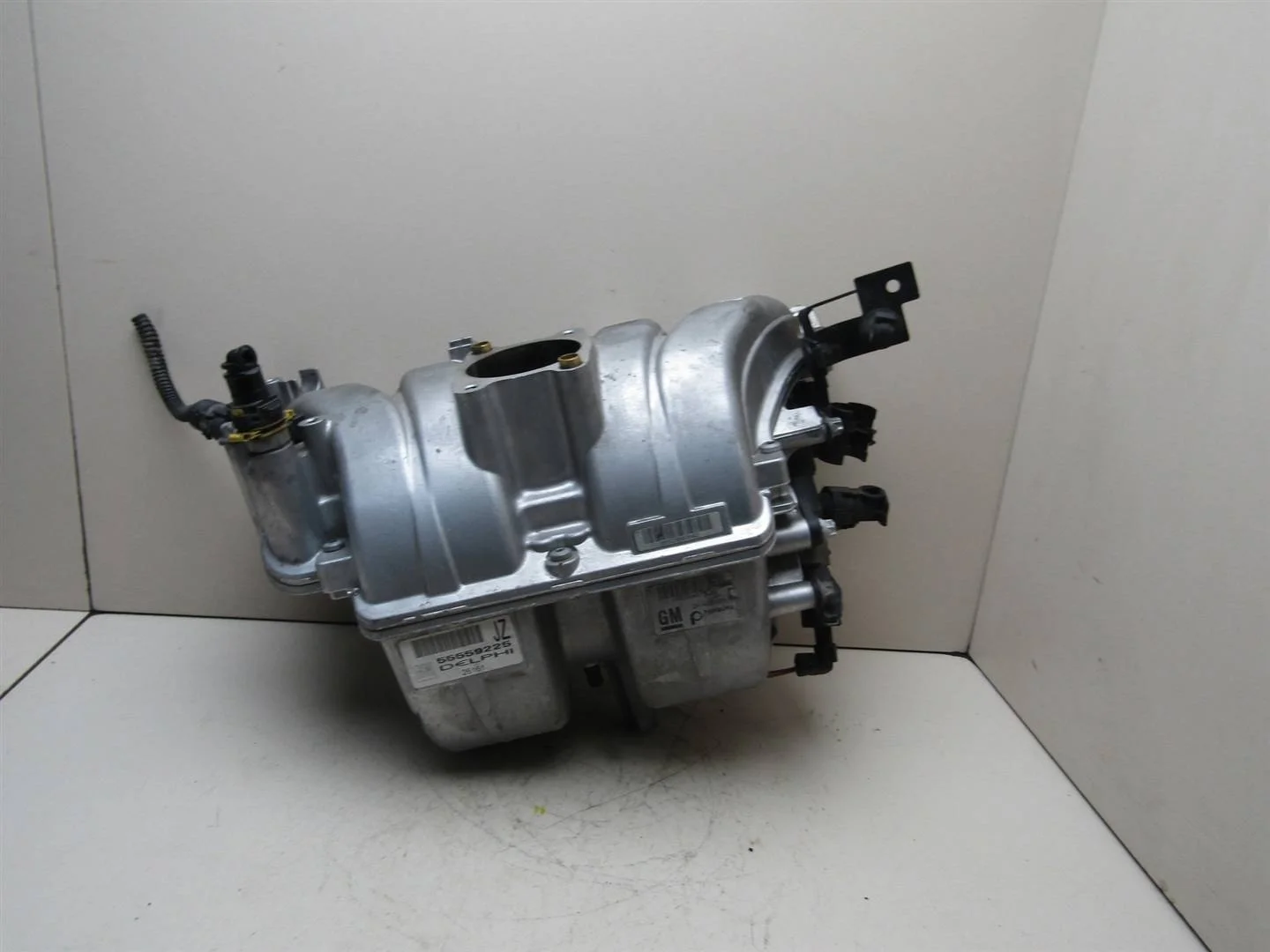 Коллектор впускной Opel Astra H \ Family 2004-2015  [24435069]  Z16XEP в Вологде