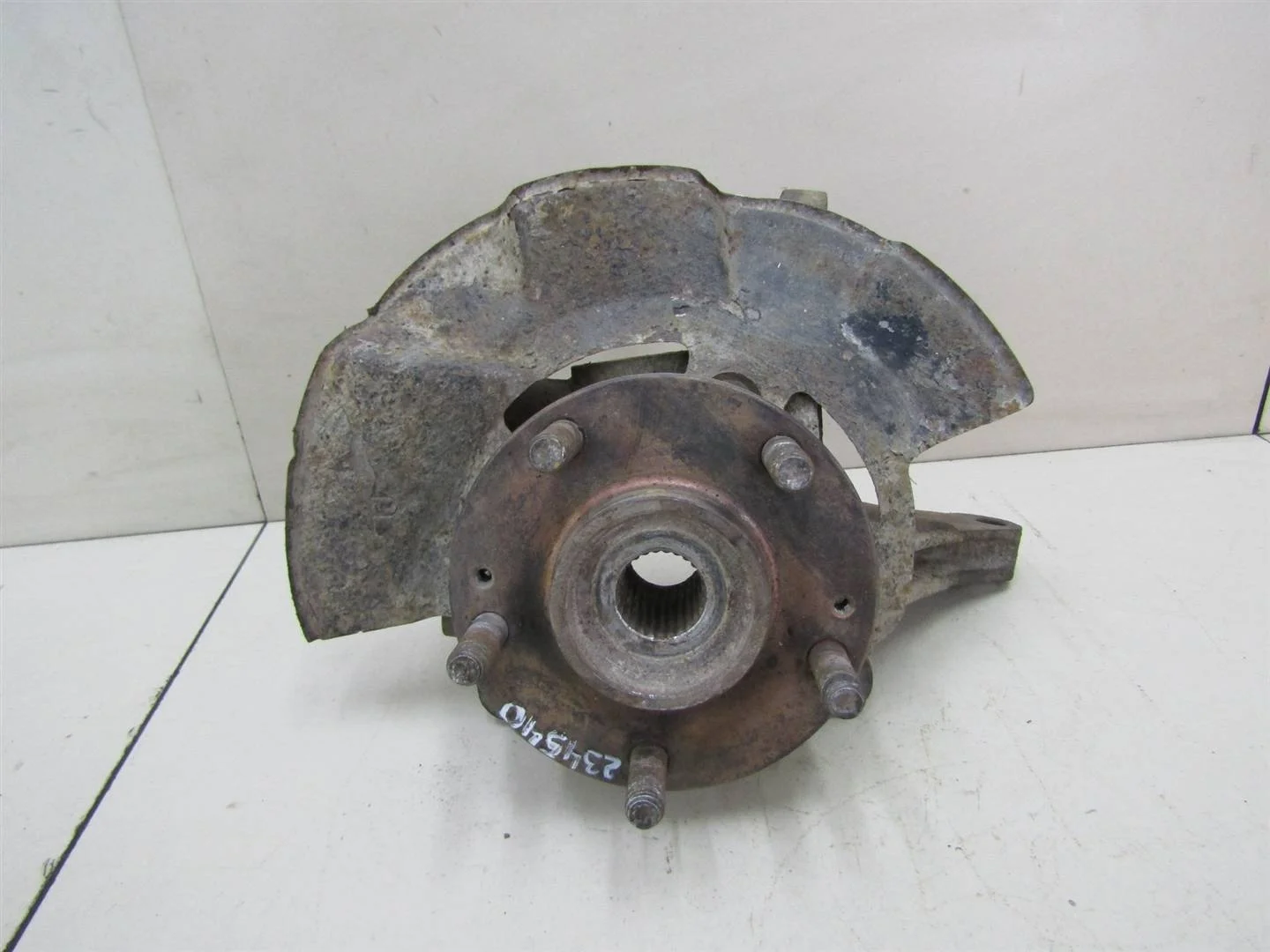 Кулак поворотный передний правый Hyundai Tucson 2004-2010  [517162E100]  2.0 16V G4GC в Вологде
