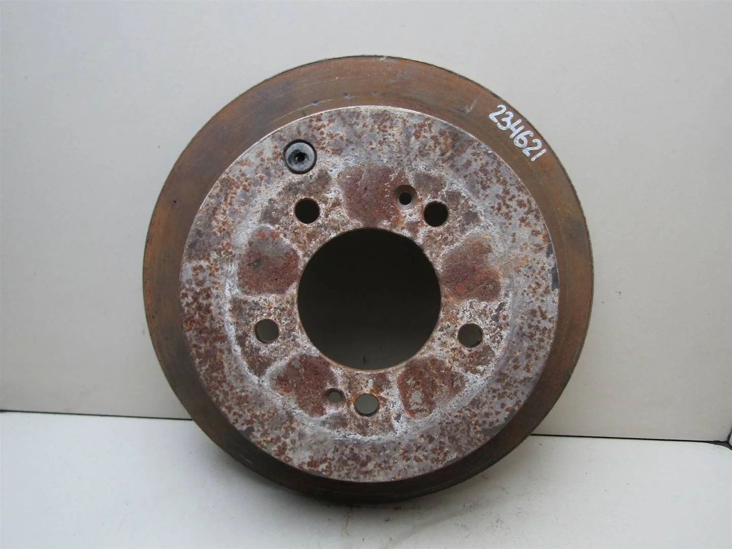 Диск тормозной задний Hyundai Tucson 2004-2010  [584113A300]  2.0 16V G4GC в Вологде