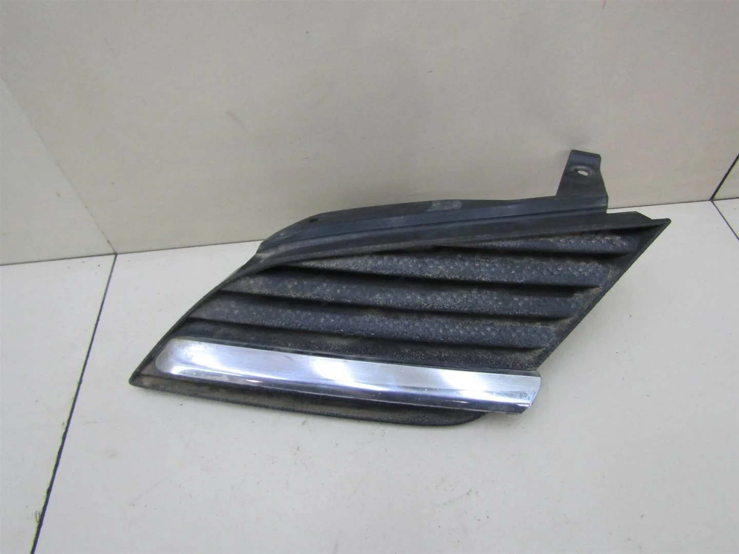 Решетка радиатора Nissan Primera P12E 2002-2007  [62330AU300]  1.8 16v QG18DE в Вологде
