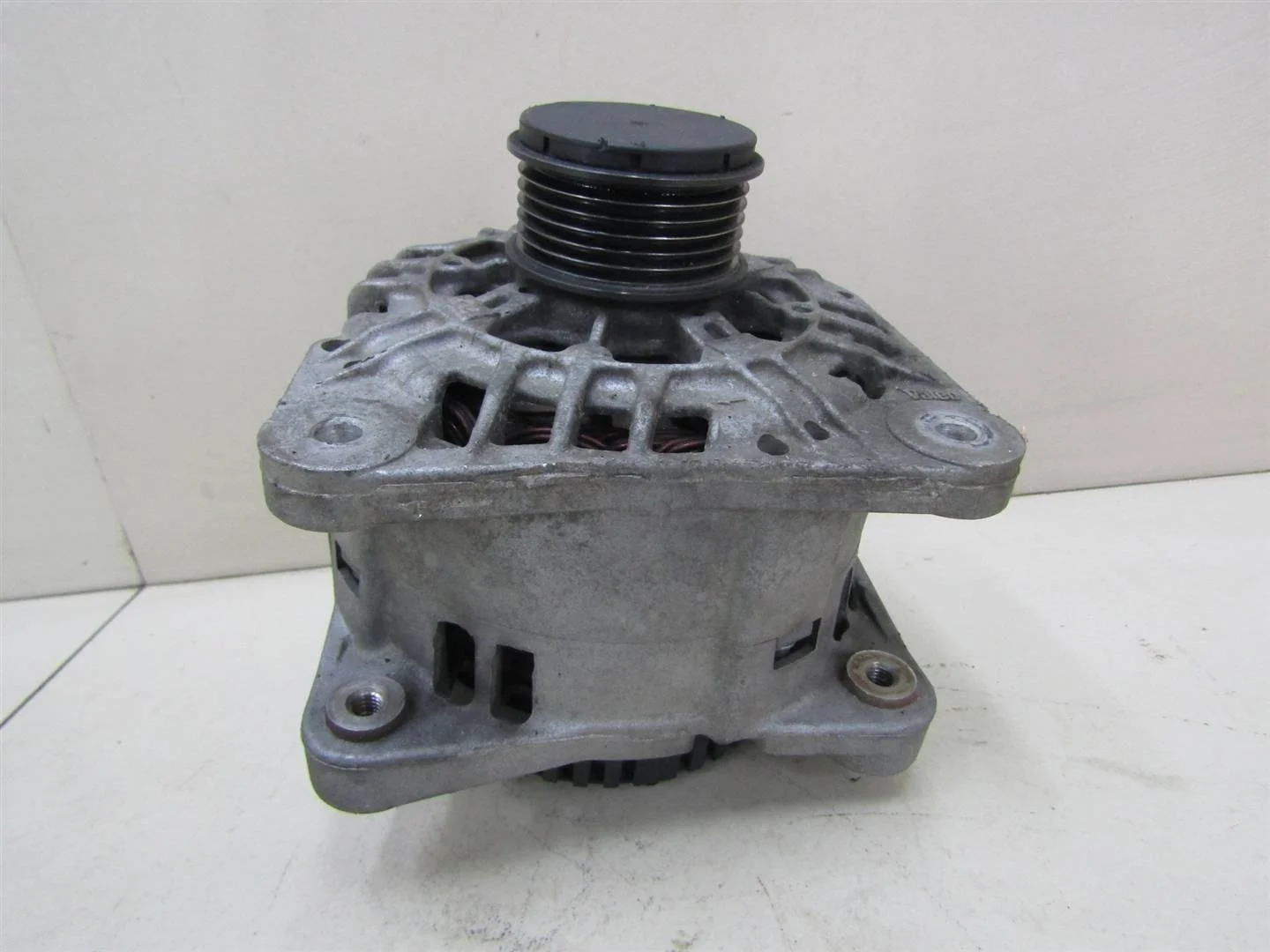 Генератор Renault Laguna II 2001-2008  [8200112065]  1.8  2.0 в Вологде