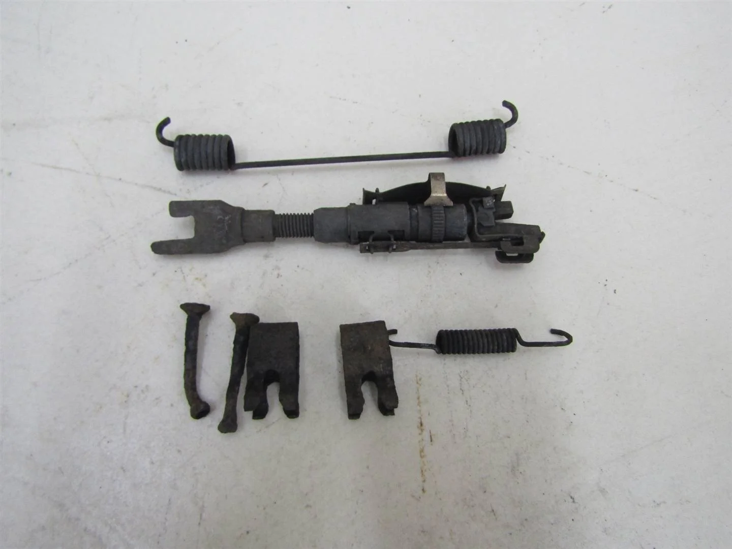 К-кт установочный задних колодок Ford Focus II 2008-2011  [1522225]  1.8 16V QQDB в Вологде