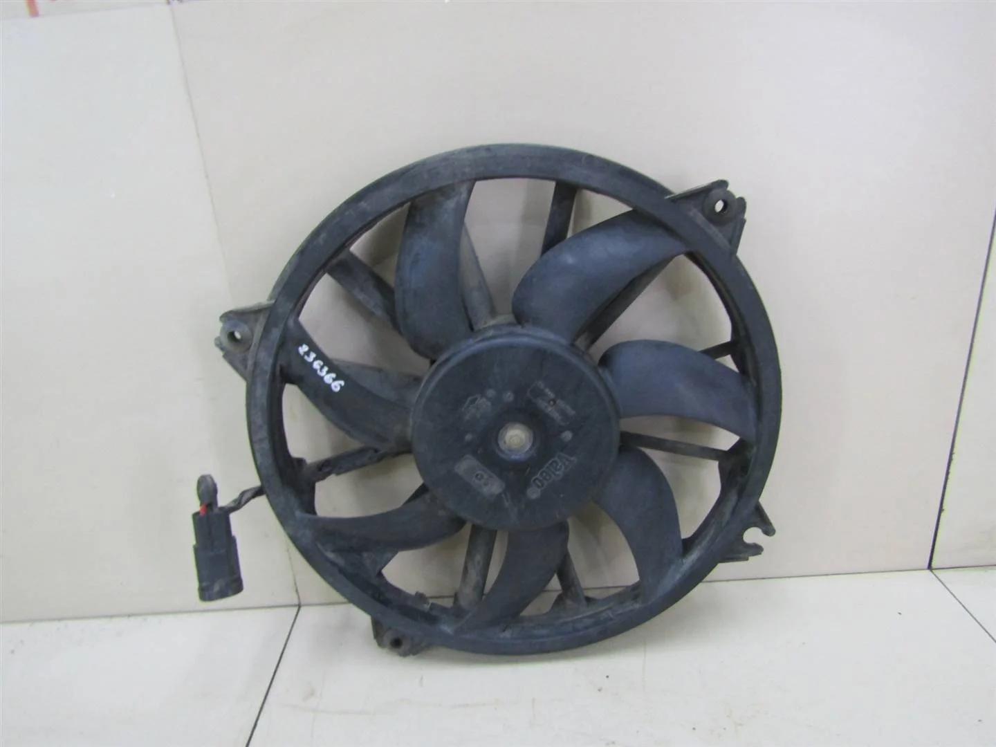 Вентилятор радиатора Peugeot 408 2012-нв  [1253K4]  1.6 16V NFU  в Вологде