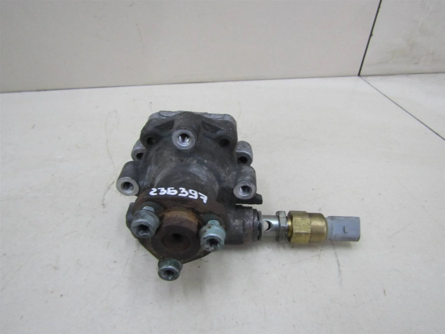 Насос гидроусилителя Skoda Octavia (A4 1U-) 2000-2011  [1J0422154H]  1.4 1.6 2.0 в Вологде