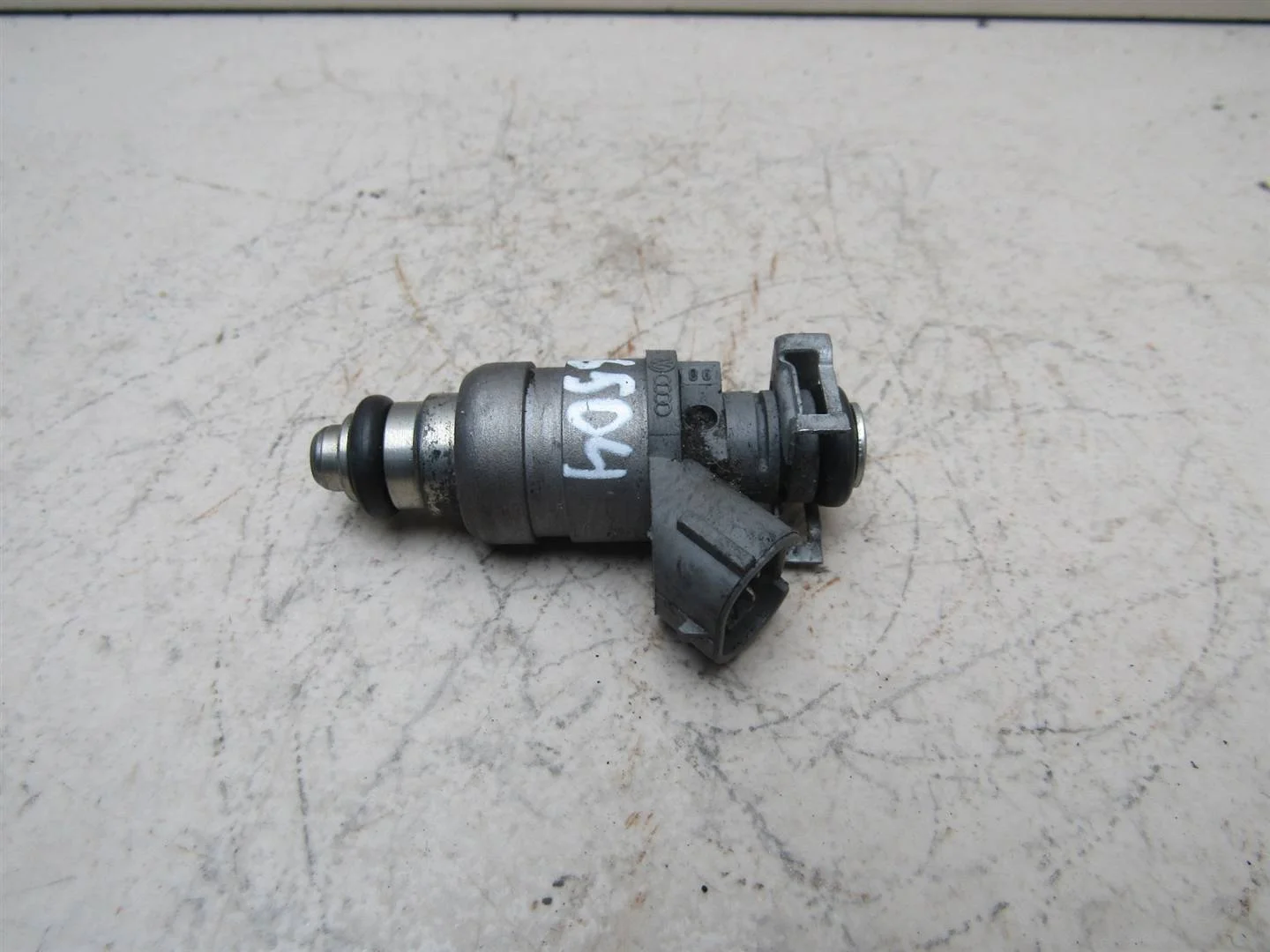 Форсунка инжекторная электрическая Skoda Octavia (A5 1Z-) 2004-2013  [06A906031BT]  1.6 8V BSE в Вологде