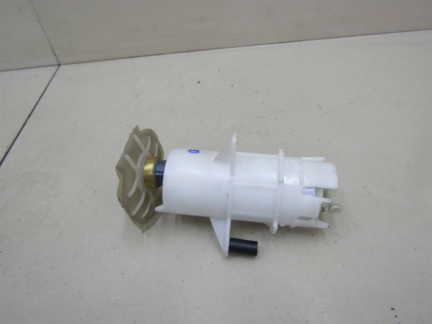 Насос топливный электрический VW Passat (B5+) 2000-2005  [8E0906087D]  1.8T 20V AWM  в Вологде