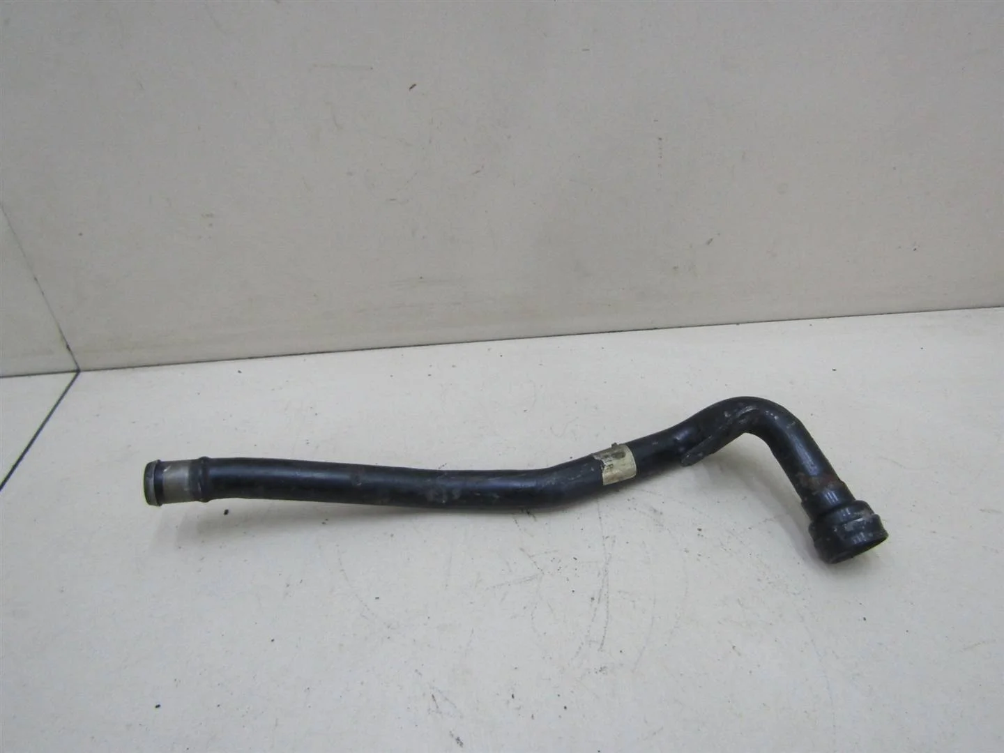Трубка охлажд. жидкости металлическая VW Passat (B5+) 2000-2005  [058133607D]  1.8T 20V AWM  в Вологде