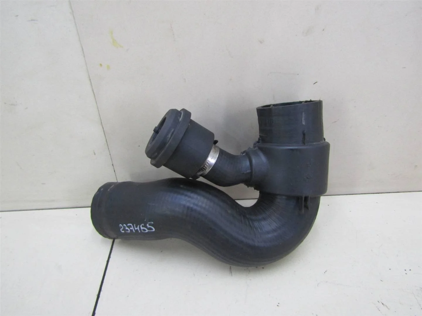 Патрубок интеркулера VW Passat (B5+) 2000-2005  [4B0145832]  1.8T 20V AWM  в Вологде