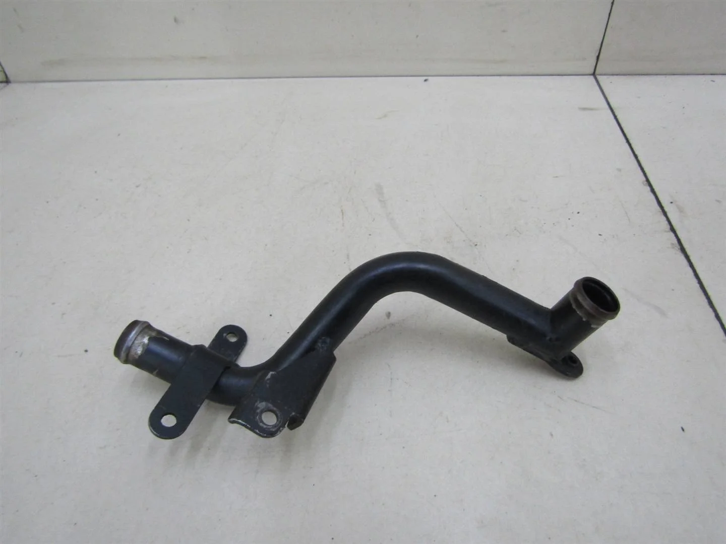 Трубка картерных газов VW Passat (B5+) 2000-2005  [06B103213G]  1.8T 20V AWM  в Вологде