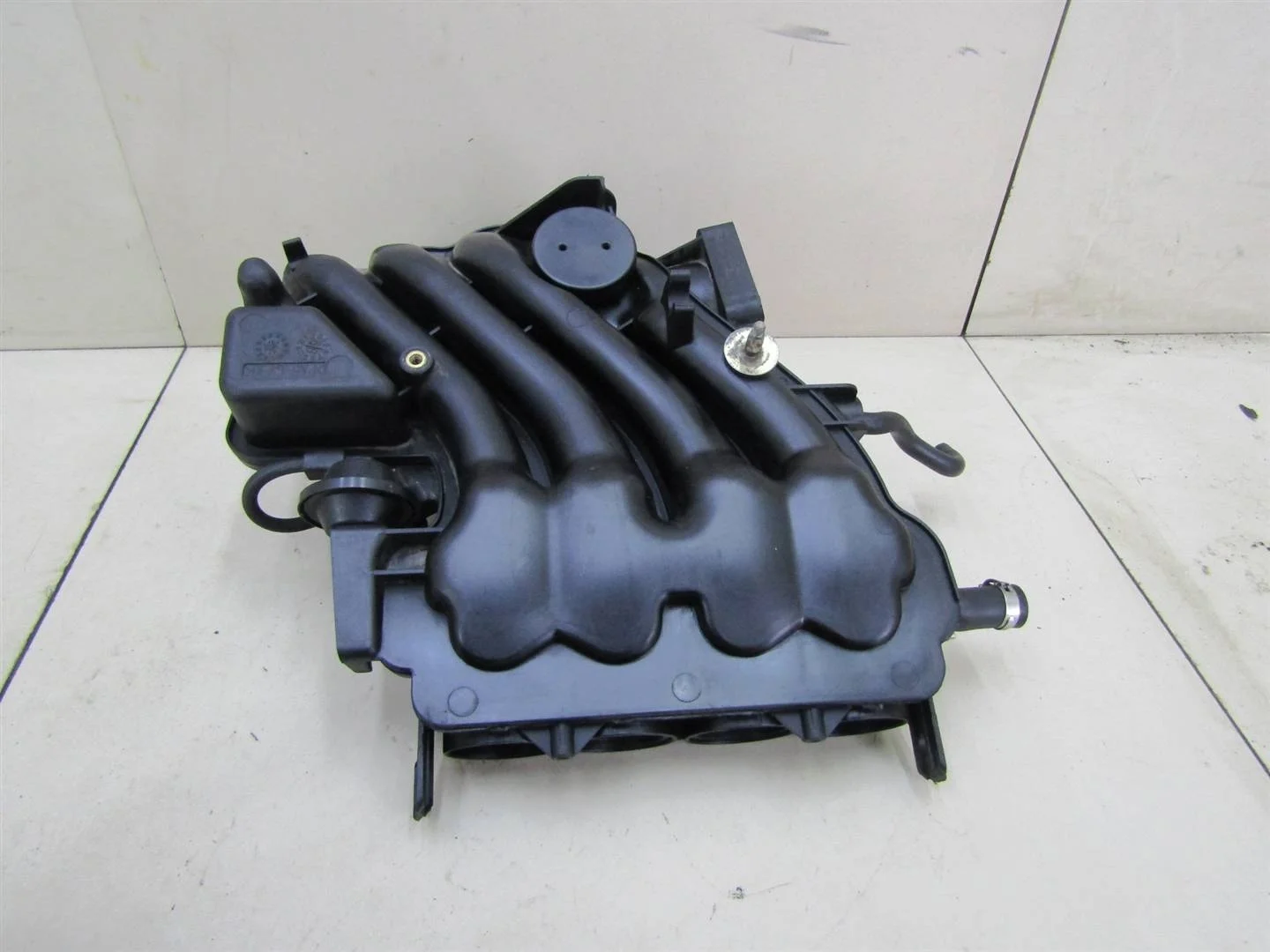 Коллектор впускной Skoda Octavia (A4 1U-) 2000-2011  [06A133203DR]  1.6 AKL AEH в Вологде