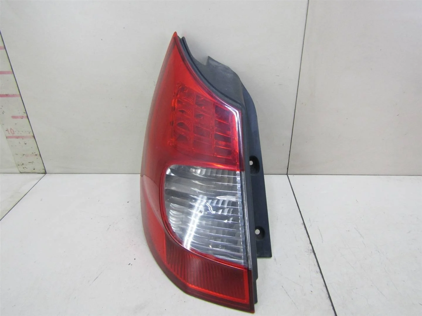 Фонарь задний левый Renault Scenic 2003-2009  [8200474328]  в Вологде