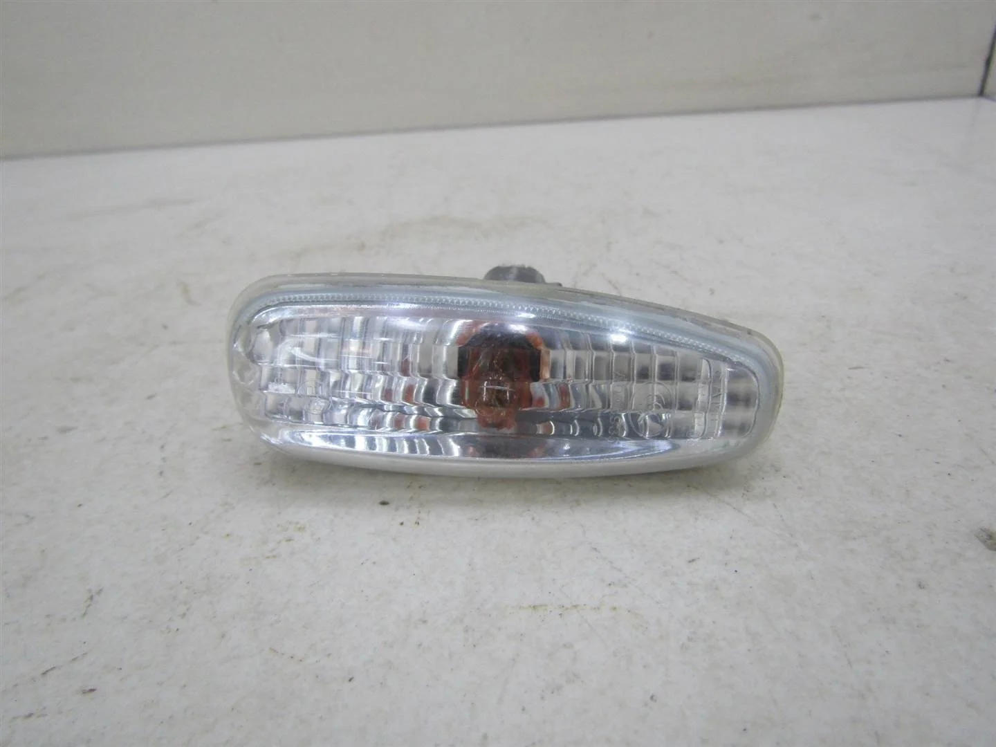 Повторитель на крыло Kia Ceed 2007-2012  [923033L100]  1.6 16v G4FC в Вологде