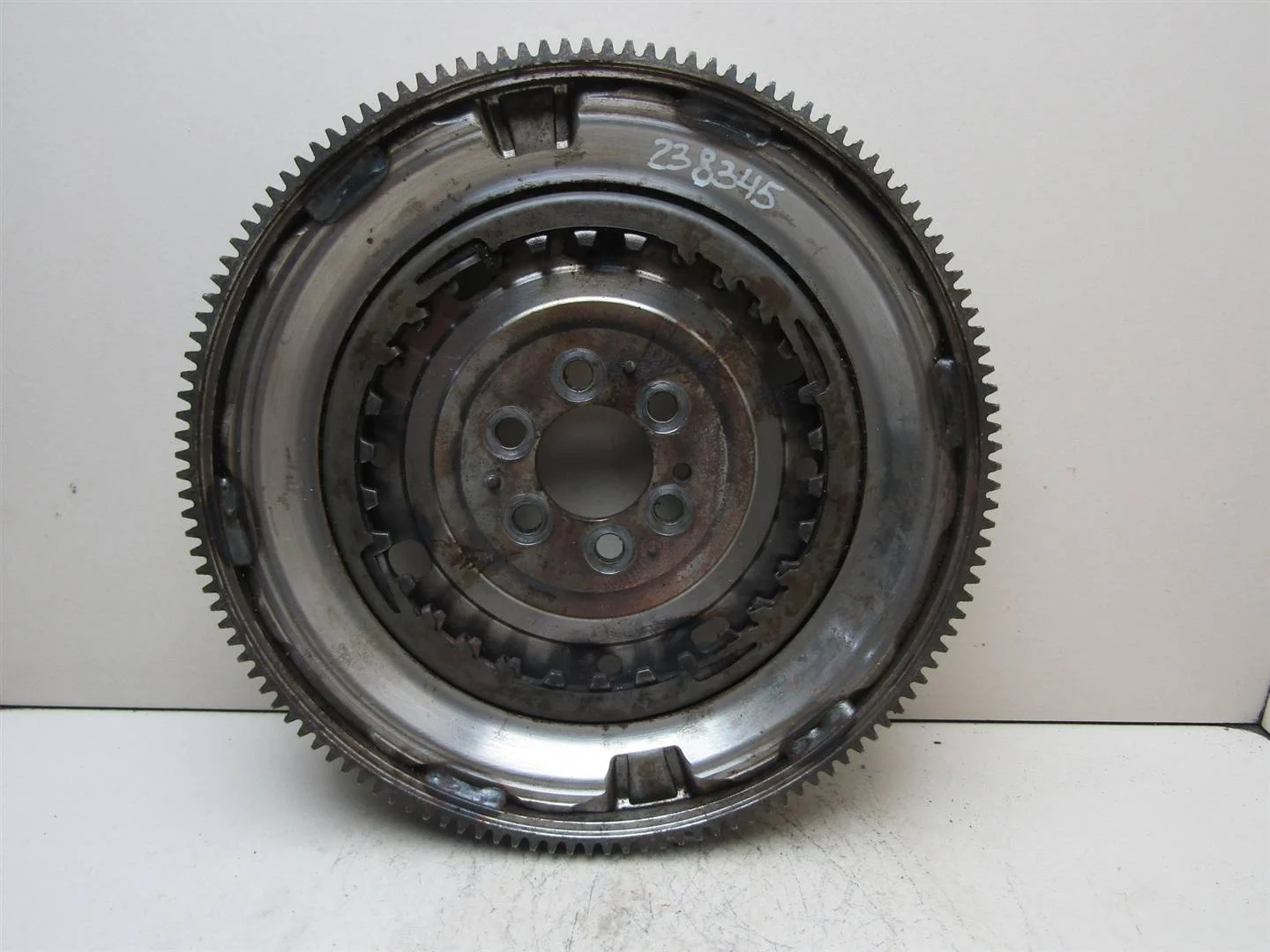 Маховик VW Golf Plus 2005-2014  [03F105266]  1.2 CBZ в Вологде