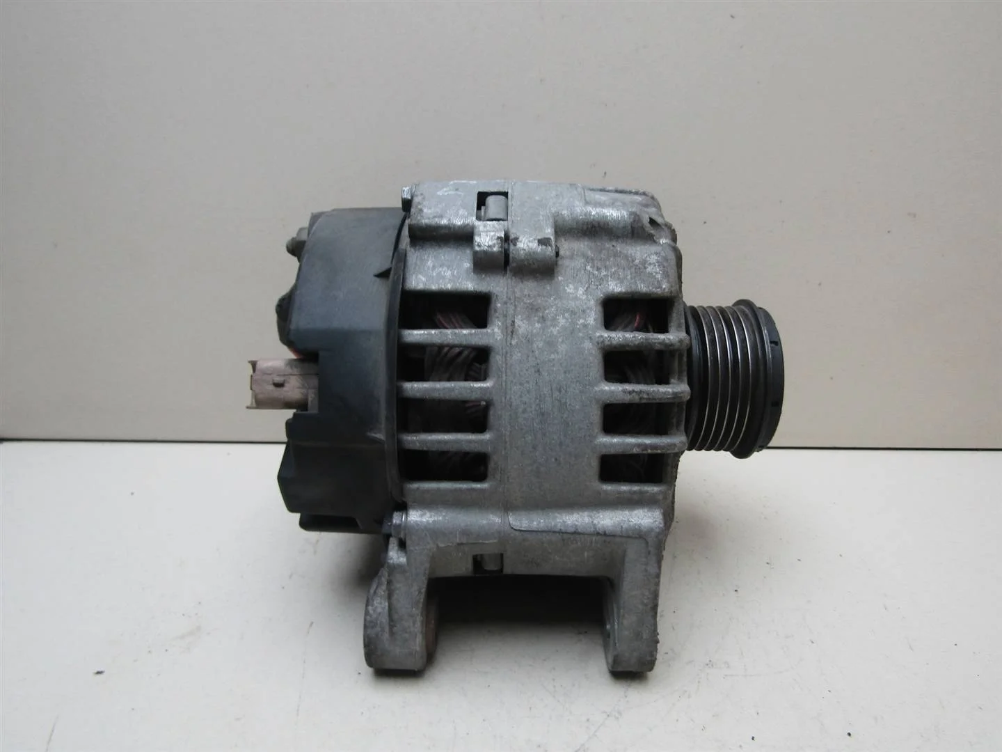 Генератор Renault Laguna II 2001-2008  [8200112065]  1.8  2.0 в Вологде